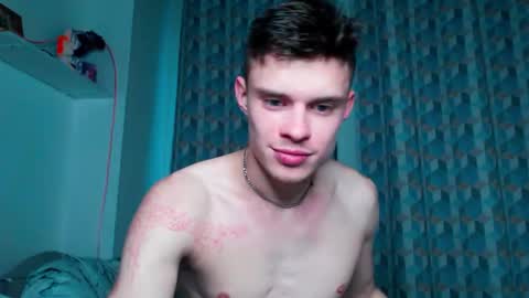 Snapshot of dreamyadam chatting on 11-23-25, 09:09 Adam Dream online show from 11-23-25, 09:09