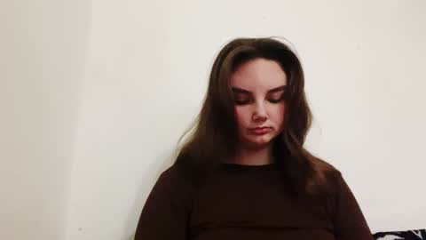 Snapshot of dreamyblushfairy chatting on 12-03-24, 07:21 Mila online show from 12-03-24, 07:21