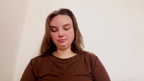 Snapshot of dreamyblushfairy chatting on 12-03-24, 10:28 Mila online show from 12-03-24, 10:28