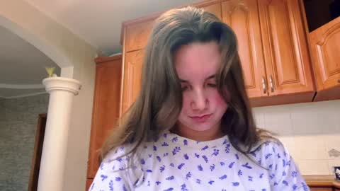 Snapshot of dreamyblushfairy chatting on 12-07-24, 07:16 Mila online show from 12-07-24, 07:16