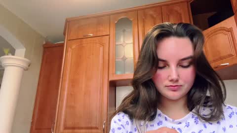 Snapshot of dreamyblushfairy chatting on 12-07-24, 10:23 Mila online show from 12-07-24, 10:23