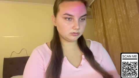 Snapshot of dreamyblushfairy chatting on 10-02-25, 03:19 Mila online show from 10-02-25, 03:19