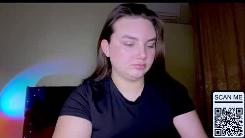 Mila online show from 02-23-26, 04:48