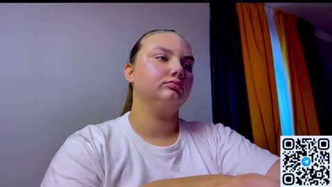 Mila online show from 06-23-26, 03:54