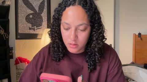 RIRI OR DREAMY online show from 12-31-24, 10:34