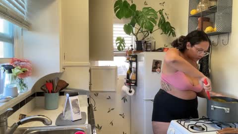 RIRI OR DREAMY online show from 01-15-25, 10:46