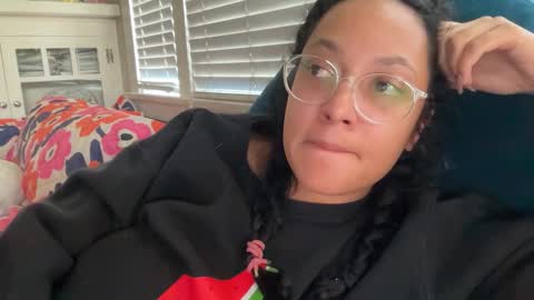 RIRI OR DREAMY online show from 01-10-26, 07:26