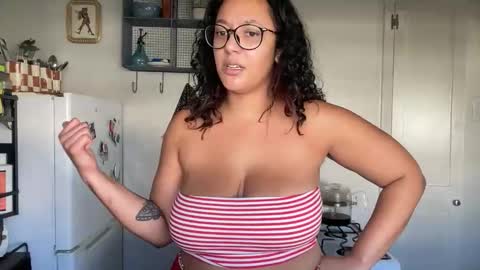 RIRI OR DREAMY online show from 02-13-26, 05:53