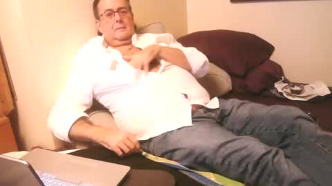 Dr. Feelgood online show from 12-08-24, 03:53