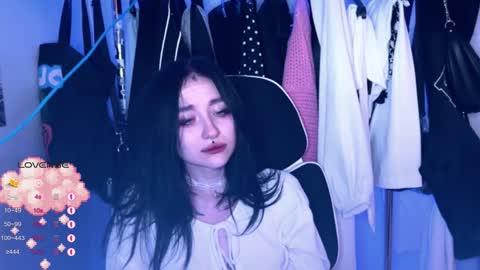 Snapshot of drillhouse_ chatting on 10-22-25, 02:06 Tara Sonny online show from 10-22-25, 02:06