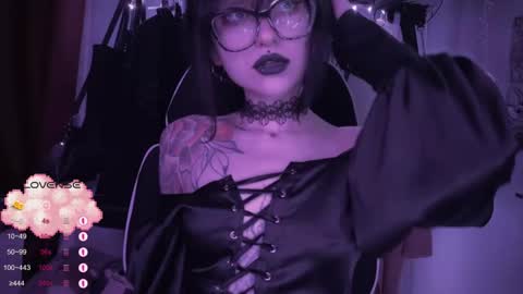 Snapshot of drillhouse_ chatting on 02-09-26, 06:45 Tara Sonny online show from 02-09-26, 06:45