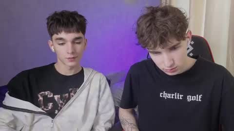 Mark online show from 04-25-26, 01:41