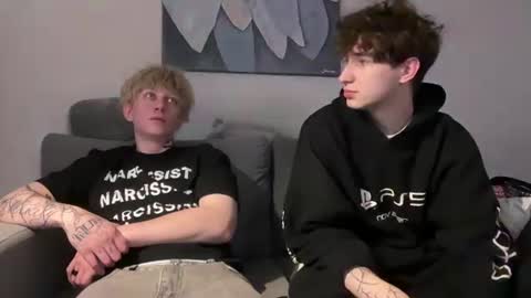 Mark online show from 06-25-26, 12:21