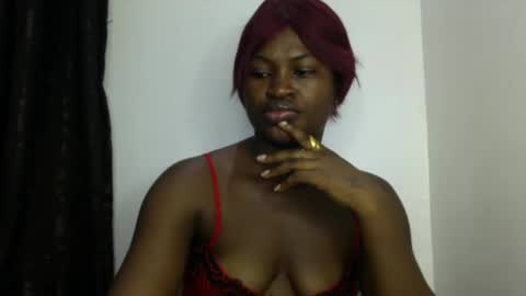 dripping_luna online show from 12-18-24, 10:46
