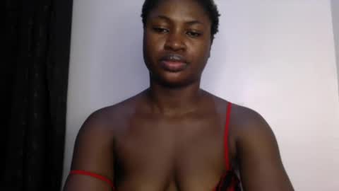 dripping_luna online show from 12-23-24, 10:55