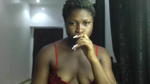 dripping_luna online show from 01-09-25, 10:31