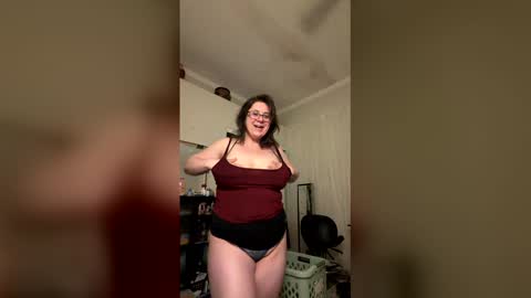 Drippy kitty  online show from 05-26-26, 11:50