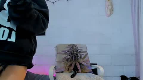 drippyorlove online show from 06-11-26, 07:01