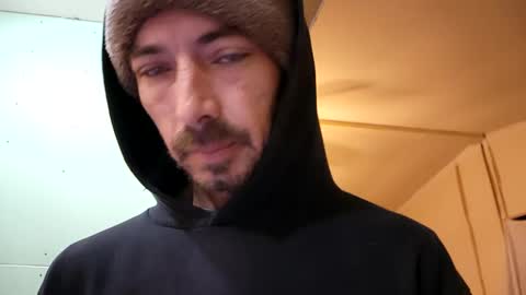 Snapshot of dritylilboy chatting on 12-06-24, 01:33 Inexperienced catfish online show from 12-06-24, 01:33