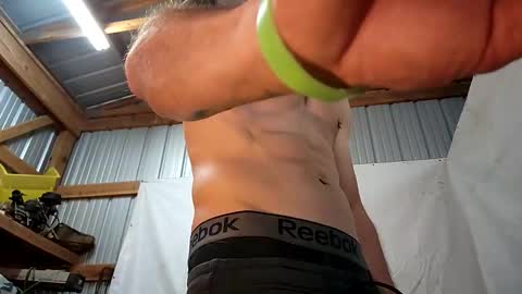 Inexperienced catfish online show from 04-29-26, 05:30
