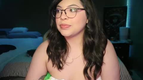 Snapshot of drizzypeach602 chatting on 09-13-25, 02:55 Drizzypeach602 online show from 09-13-25, 02:55