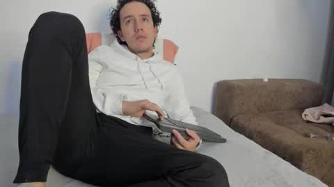Snapshot of drod6621 chatting on 09-30-25, 02:38 CamiSanti online show from 09-30-25, 02:38