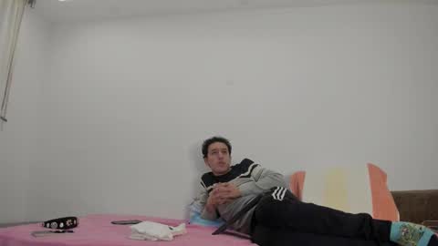 Snapshot of drod6621 chatting on 10-19-25, 02:34 CamiSanti online show from 10-19-25, 02:34