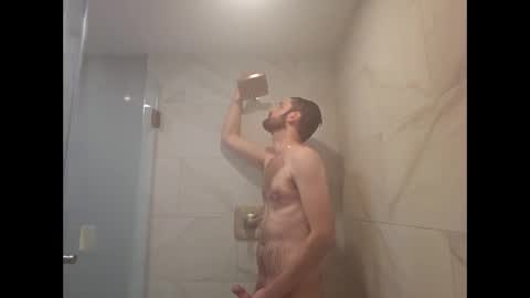 Snapshot of drpeppper456 chatting on 01-25-25, 01:32 uncutgem92 online show from 01-25-25, 01:32