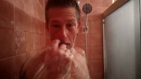 Snapshot of drummerboy72 chatting on 09-15-25, 12:05 drummerboy72 online show from 09-15-25, 12:05