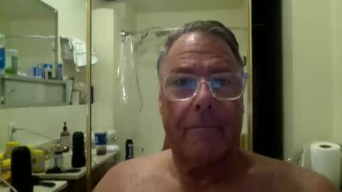 Snapshot of drummersrock92118 chatting on 04-01-26, 06:03 drummersrock92118 online show from 04-01-26, 06:03