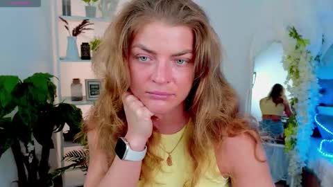 Snapshot of drunk_angel_ chatting on 03-07-26, 05:26 Donna online show from 03-07-26, 05:26