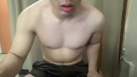 Snapshot of drveucrzy chatting on 02-19-26, 05:09 driveucrzy online show from 02-19-26, 05:09