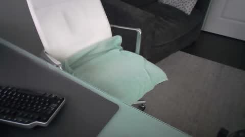 Snapshot of ds689655 chatting on 02-05-25, 08:25 ds689655 online show from 02-05-25, 08:25