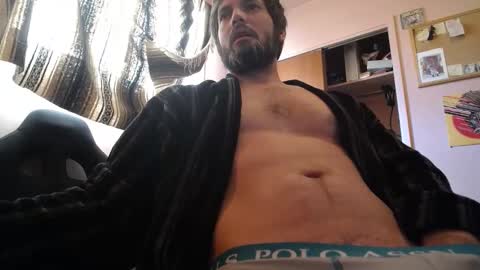 Snapshot of dstructo chatting on 12-17-25, 09:32 D online show from 12-17-25, 09:32