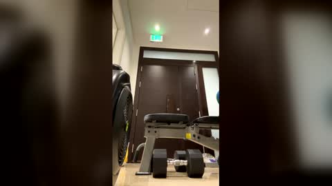 dubaigiyx online show from 06-05-26, 01:12
