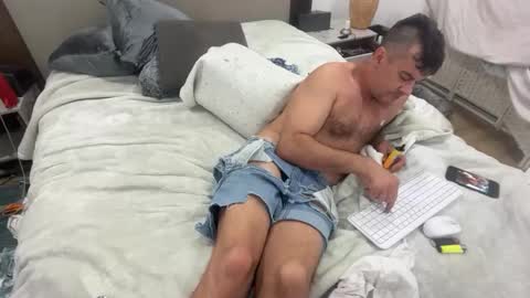 Dude online show from 02-02-26, 05:22