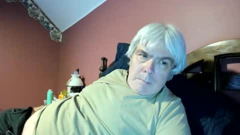 Doug online show from 05-25-26, 01:44