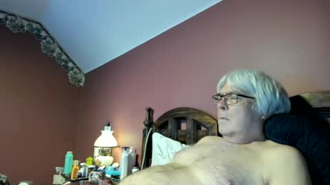 Doug online show from 06-17-26, 01:56