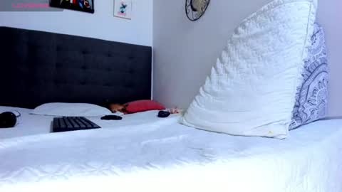 Snapshot of dulccemariaa chatting on 07-28-26, 12:40 Dulce Maria online show from 07-28-26, 12:40