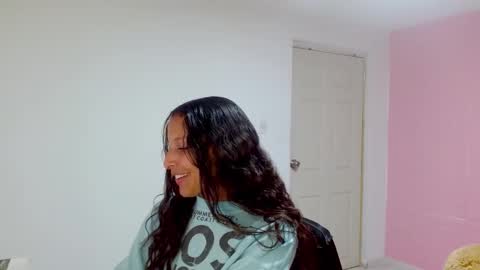 dulce1609 online show from 02-25-25, 10:50