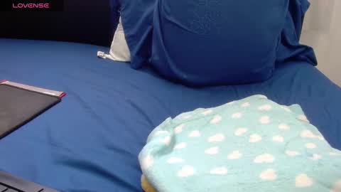 Snapshot of dulce1791 chatting on 01-18-25, 03:27 dulce1791 online show from 01-18-25, 03:27