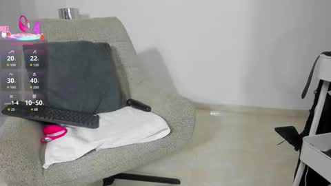 Dulce online show from 11-28-25, 09:23