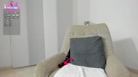 Dulce online show from 07-17-26, 08:54