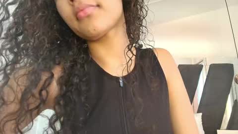 Snapshot of dulce__candy_ chatting on 09-15-25, 12:49 Dulce Candy online show from 09-15-25, 12:49