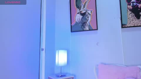 dulce__fiore07 online show from 04-29-26, 11:58