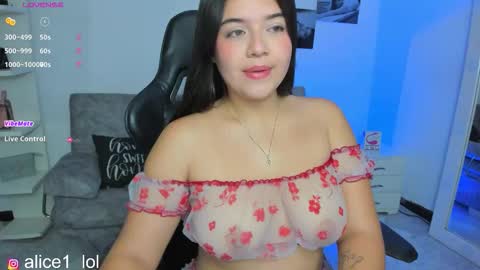 Snapshot of dulce_alice_ chatting on 09-29-25, 10:09  ALICE  online show from 09-29-25, 10:09