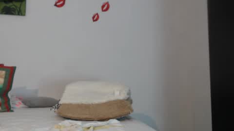 Snapshot of dulce_anita2 chatting on 12-30-24, 11:26 Anita online show from 12-30-24, 11:26