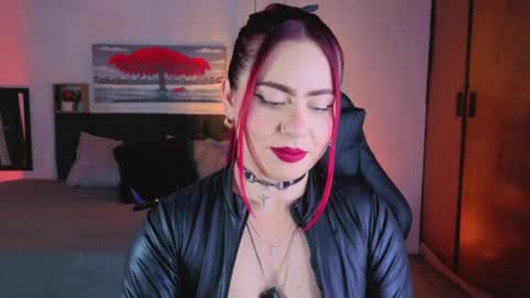 DULCE online show from 04-23-26, 07:38