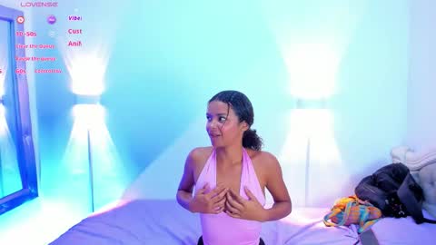 dulce online show from 11-19-25, 10:54