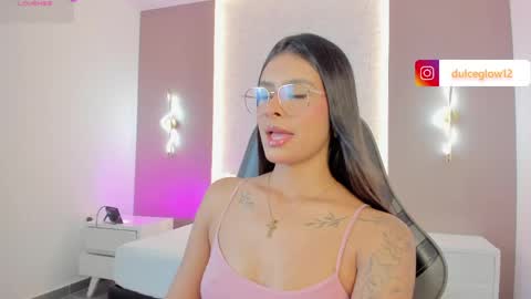 D U L C E online show from 05-14-26, 03:02